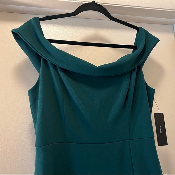 Lulu’s Aveline Forest Green Off-the-Shoulder Maxi Dress - Picture 6 of 9